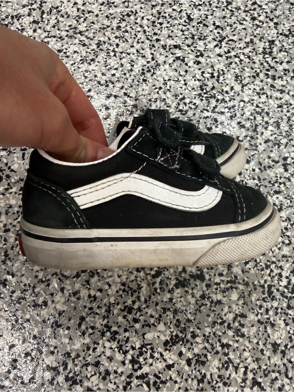 Vans Kids Black and White Old Skool Velcro Sneakers